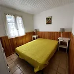 Aig 68 - En Rangee 7 - - 9 Personnes * Gruissan