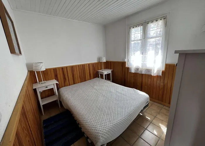 Aig 68 - En Rangee 7 - - 9 Personnes Horská chata Gruissan